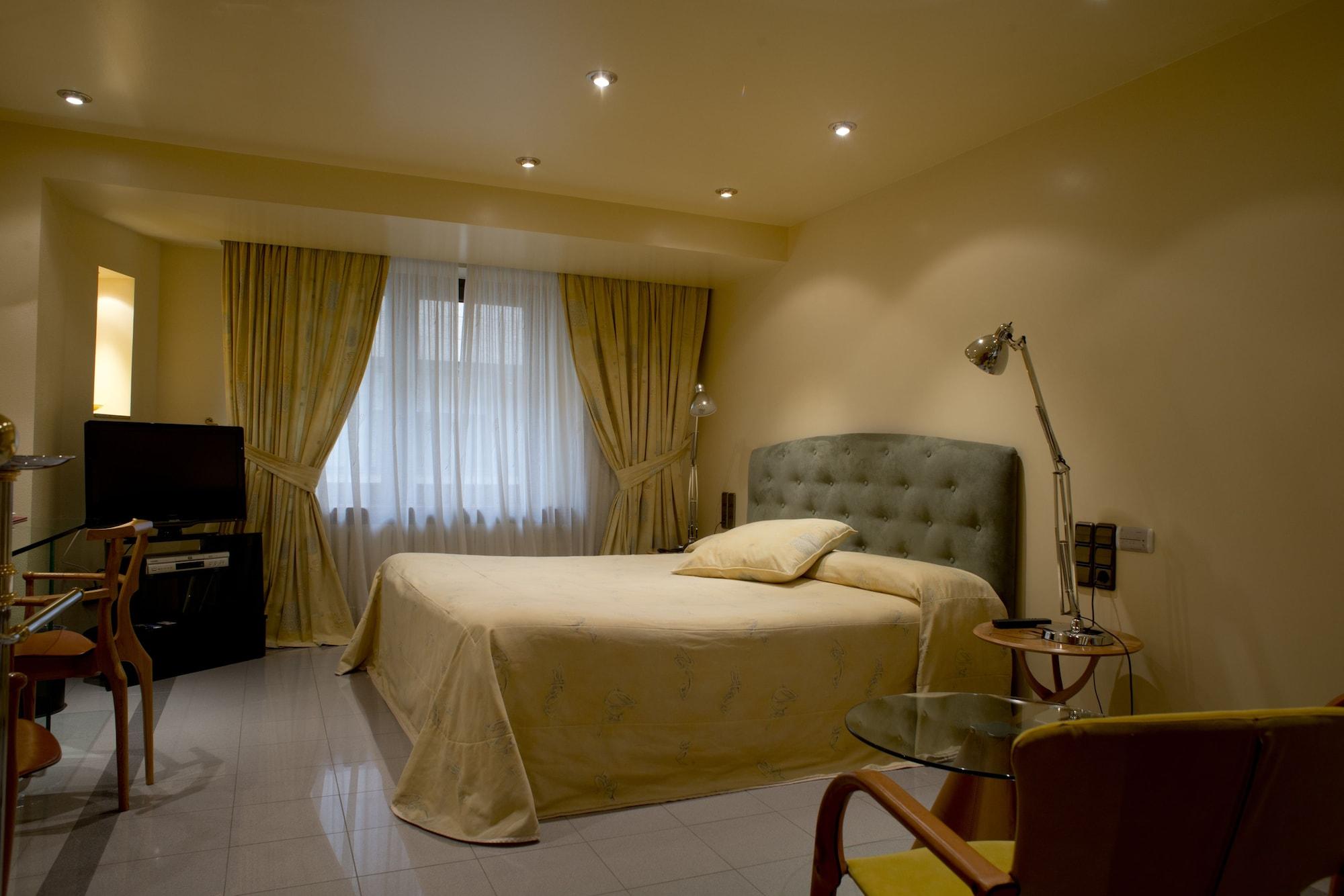 A Casa Canut Hotel Gastronòmic Les Escalades Exterior foto A bedroom