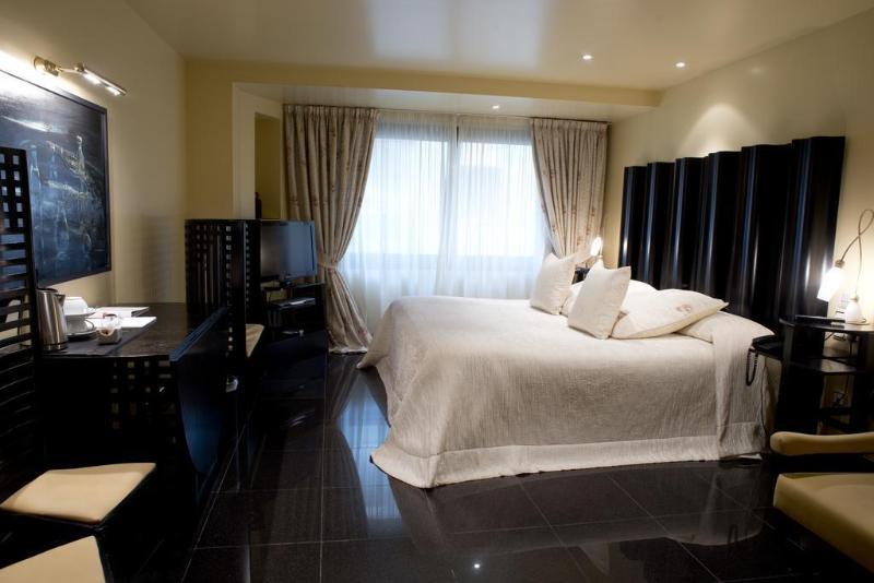 A Casa Canut Hotel Gastronòmic Les Escalades Exterior foto A room at the Mandarin Oriental