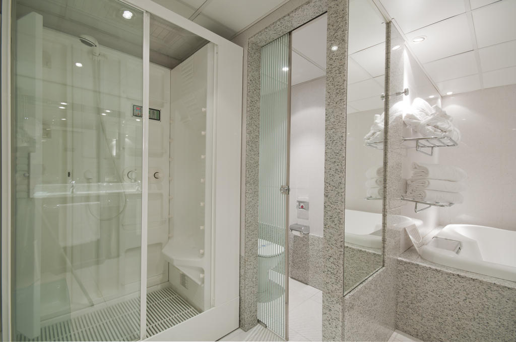 A Casa Canut Hotel Gastronòmic Les Escalades Exterior foto A shower cubicle