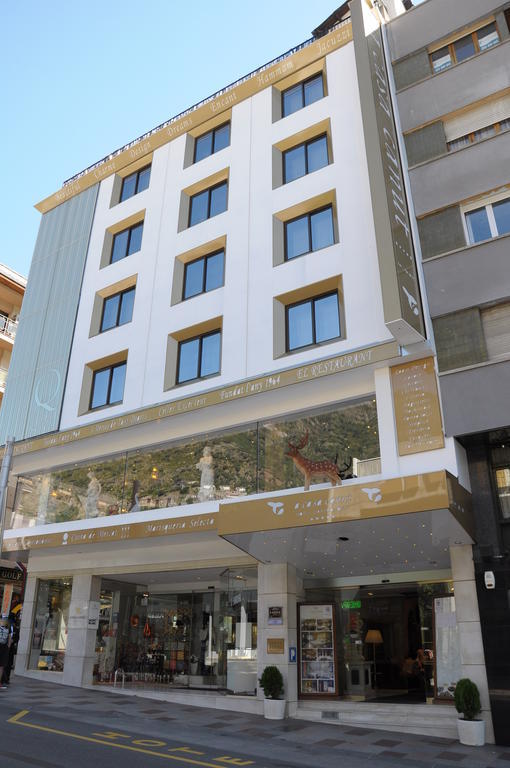 A Casa Canut Hotel Gastronòmic Les Escalades Exterior foto The store in 2019