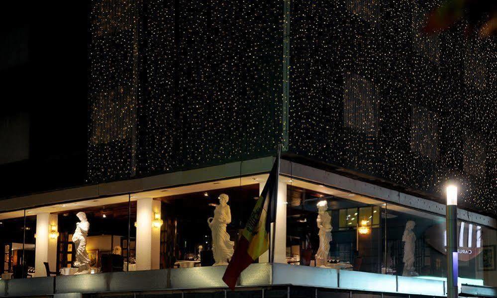 A Casa Canut Hotel Gastronòmic Les Escalades Exterior foto The German Embassy in Athens